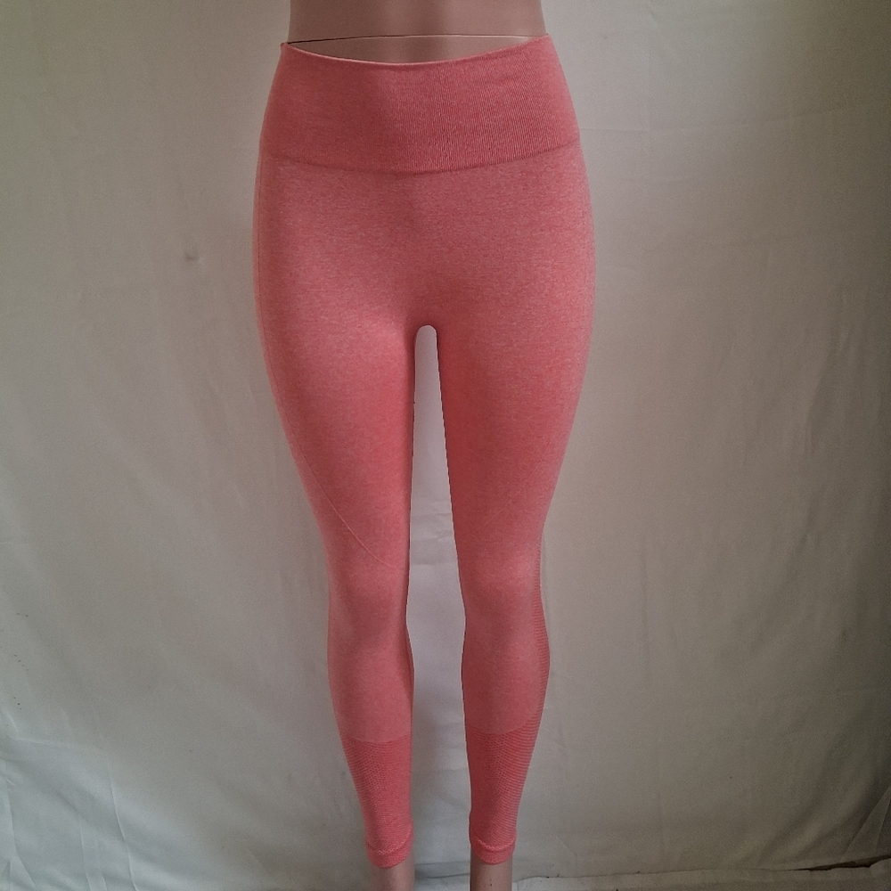 Women’s Pink Seamless Scrunch Butt Workout Leggings Size S High Waist Athletic